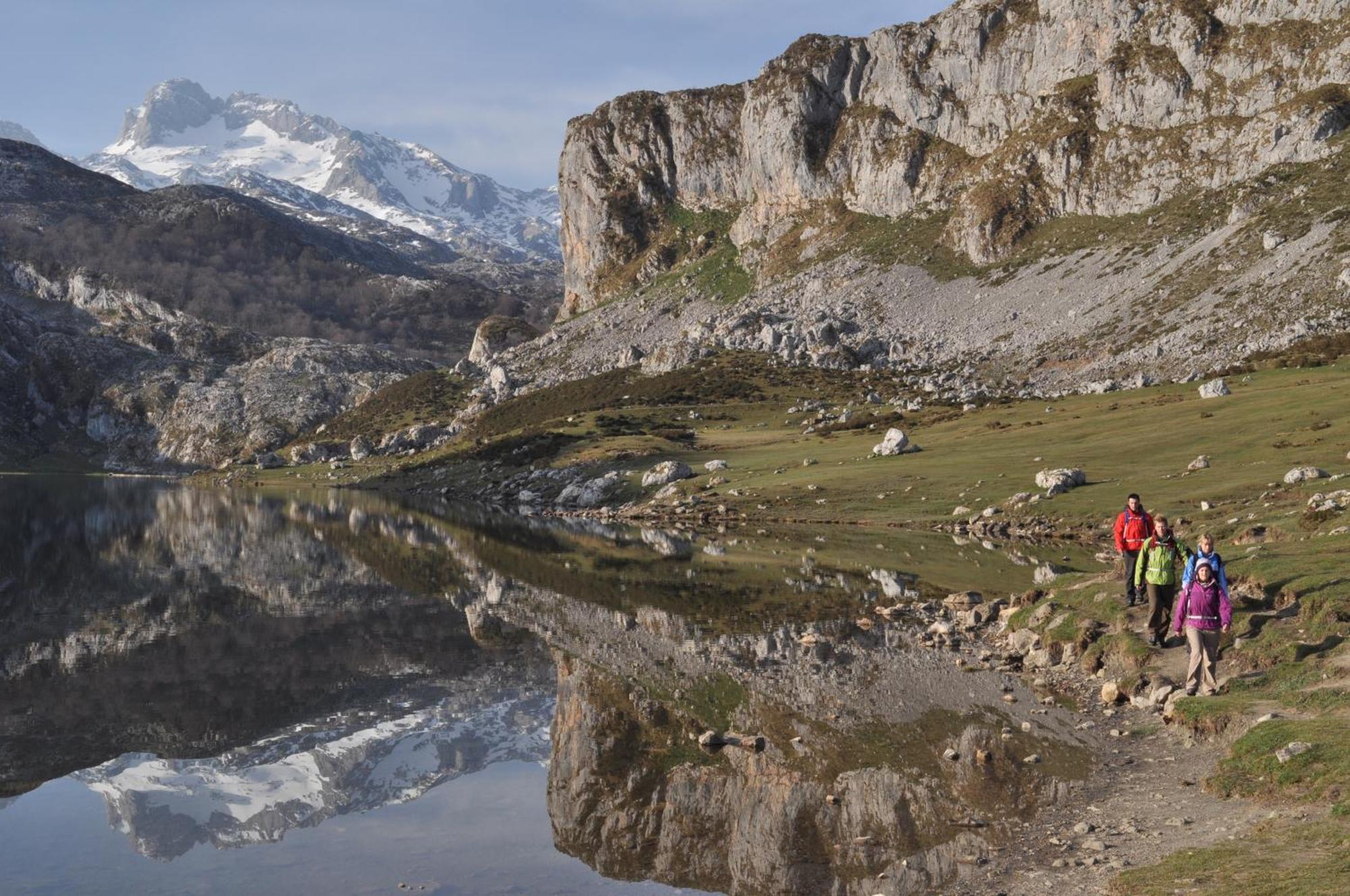 Hotel Torrecerredo Arenas De Cabrales Exteriér fotografie